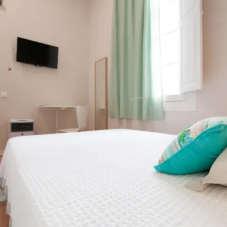 Affittacamere Bella Suites Triana 3*